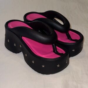 Platform Flip-Flop Sandals in Black with Hot Pink Insole and Star Accents